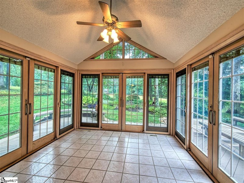 Property image 4 at 23 Bernwood Drive, Taylors, SC 29687-6301