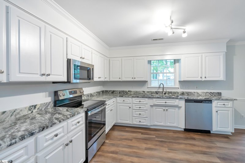 Property image 4 at 719 Herndon Terrace, Roebuck, SC 29376