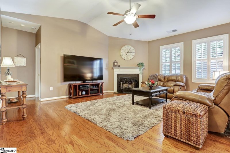 Property image 5 at 107 Durand Court, Greer, SC 29650