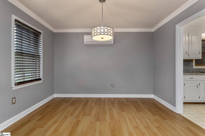 Property image 5 at 8 Rose Wood Drive, Greenville, SC 29607