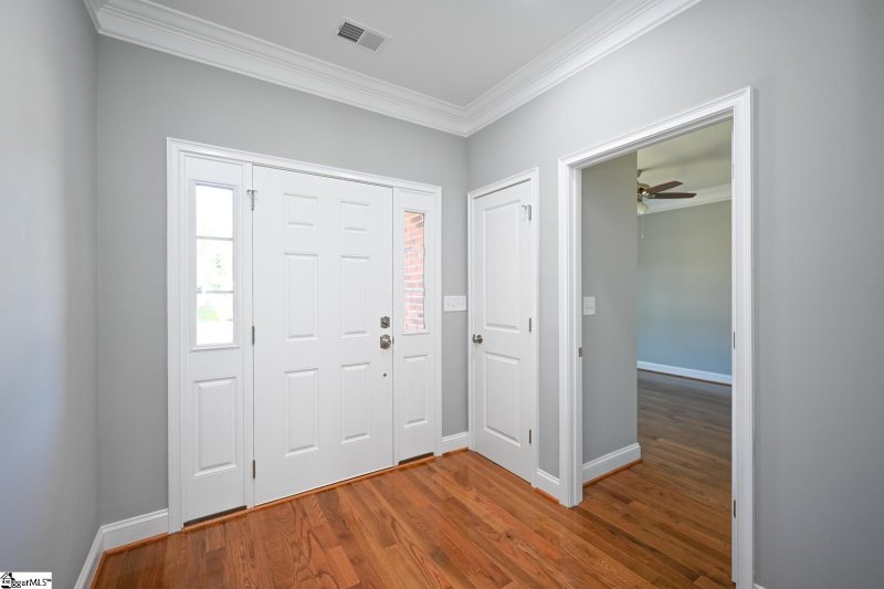 Property image 3 at 305 Redspire Drive, Greenville, SC 29617