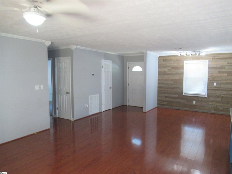 Property image 4 at 14 Berea forest Circle, Greenville, SC 29617