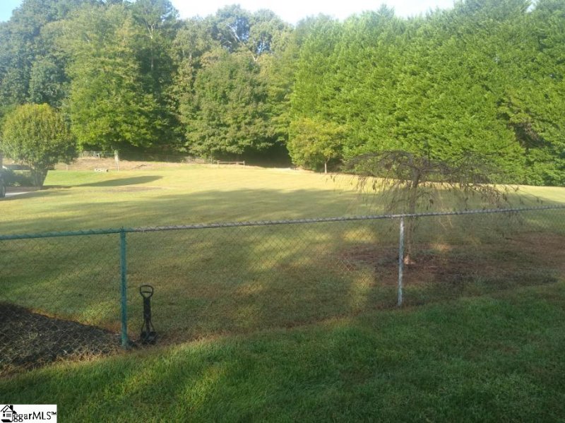 Property image 3 at 202 Meadow Lane, Easley, SC 29642