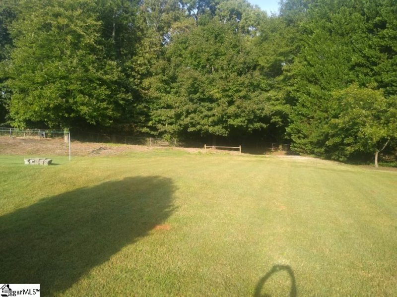 Property image 4 at 202 Meadow Lane, Easley, SC 29642