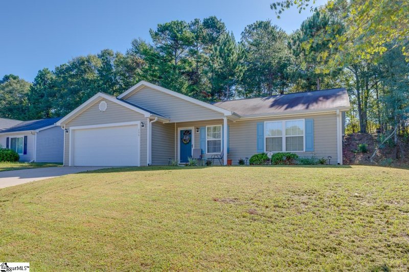 Property image 2 at 208 Yukon Drive, Greenville, SC 29605