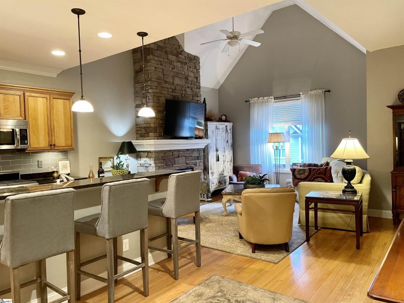 Property image 5 at 3A Edge Court, Greenville, SC 29609