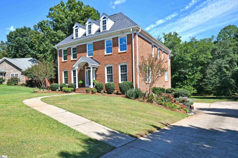 Property image 4 at 535 Meadowsweet Lane, Greenville, SC 29615