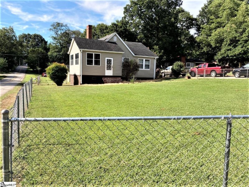 Property image 2 at 106 McDowell Street, Greenville, SC 29611