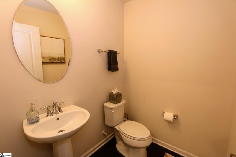 Property image 3 at 417 Fieldsview Lane, Simpsonville, SC 29681
