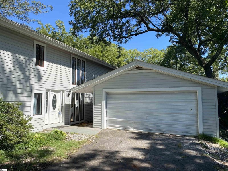 Property image 2 at 1006 Sundown Circle, Taylors, SC 29687