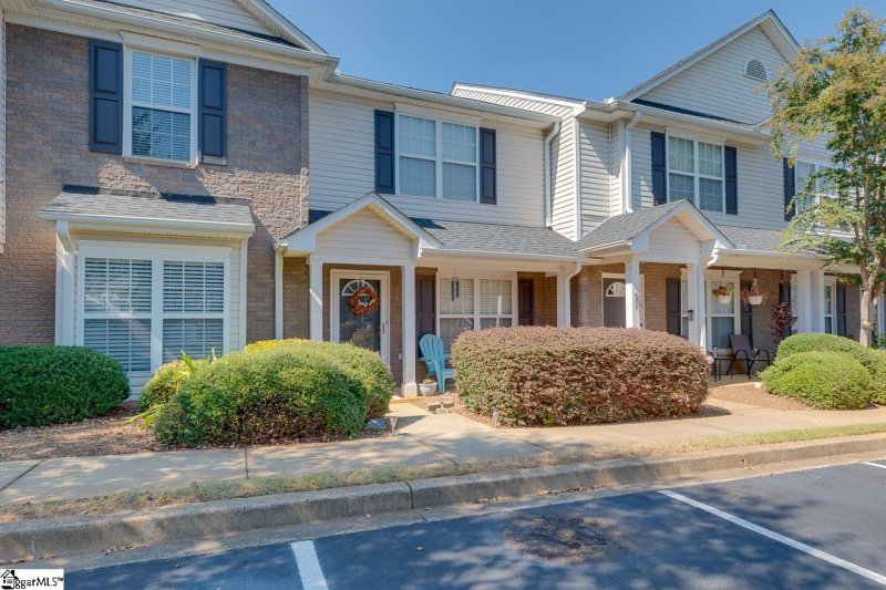 Property image 2 at 611 Graythorn Lane, Greenville, SC 29607