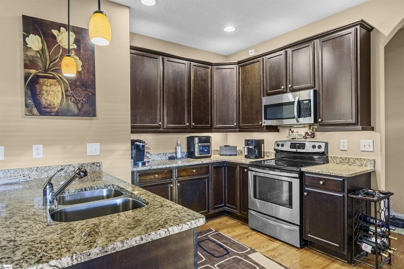 Property image 2 at 408 Tineke Way, Travelers Rest, SC 29690