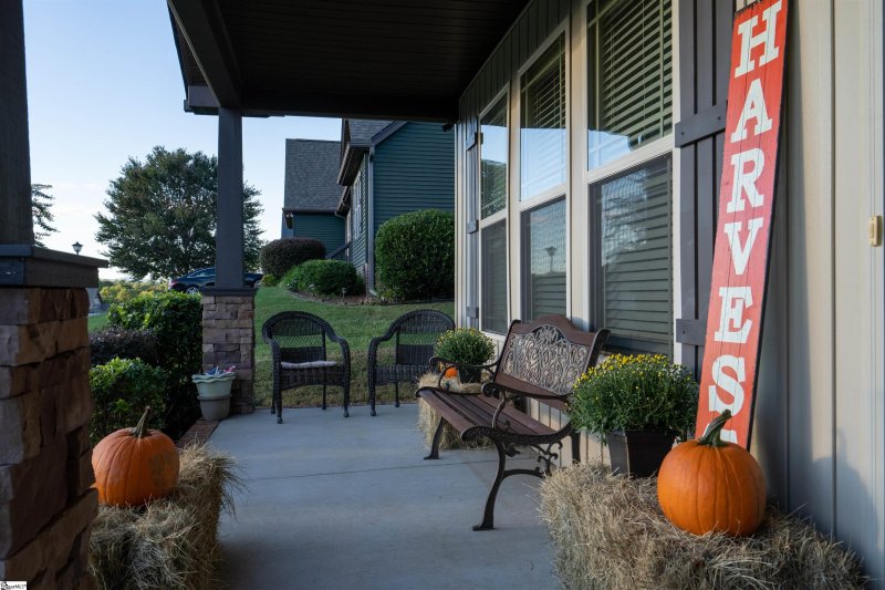 Property image 5 at 408 Tineke Way, Travelers Rest, SC 29690