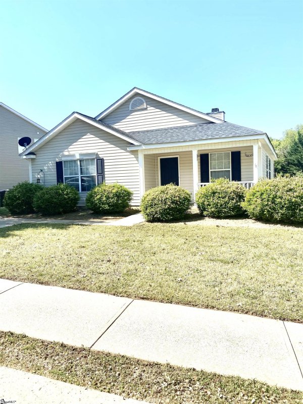 Property image 3 at 320 Hampton Ridge Drive, Greer, SC 29651