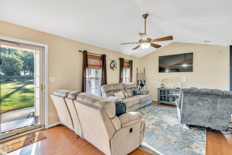 Property image 3 at 5419 Parris Bridge Road, Boiling Springs, SC 29316