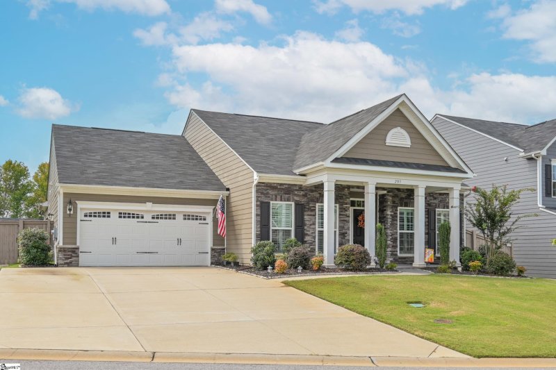 Property image 2 at 203 Limberlock Way, Simpsonville, SC 29681