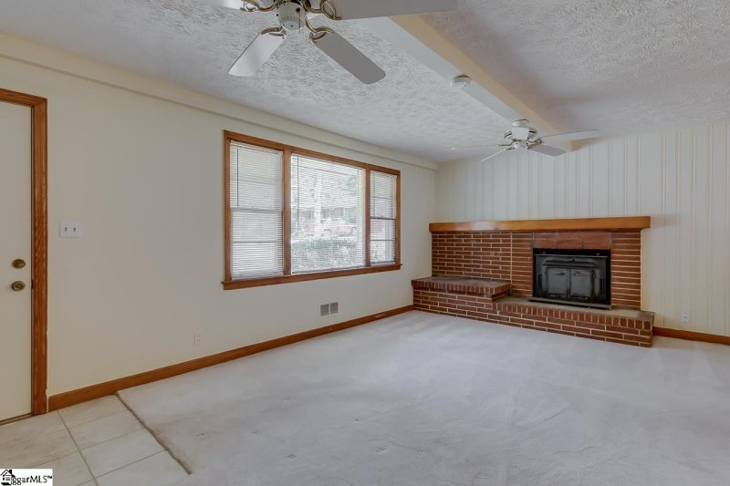 Property image 4 at 201 S Wingate Road, Greenville, SC 29605