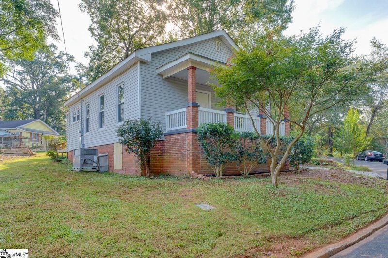 Property image 2 at 115 Ellison Circle, Easley, SC 29640