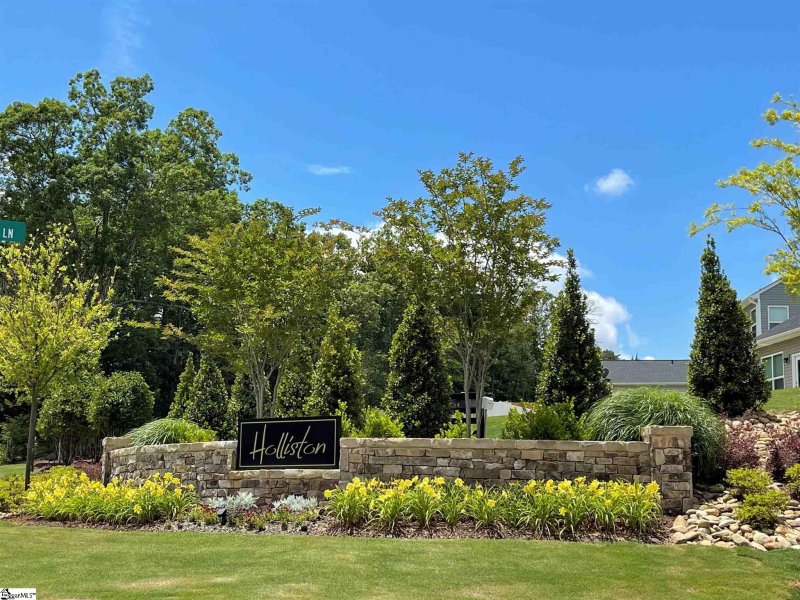 Property image 2 at 8 Ashborne Lane, Simpsonville, SC 29681