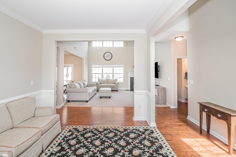 Property image 3 at 42 Hurshfield Court, Taylors, SC 29687