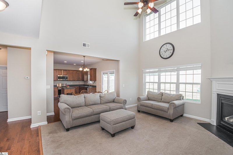 Property image 5 at 42 Hurshfield Court, Taylors, SC 29687