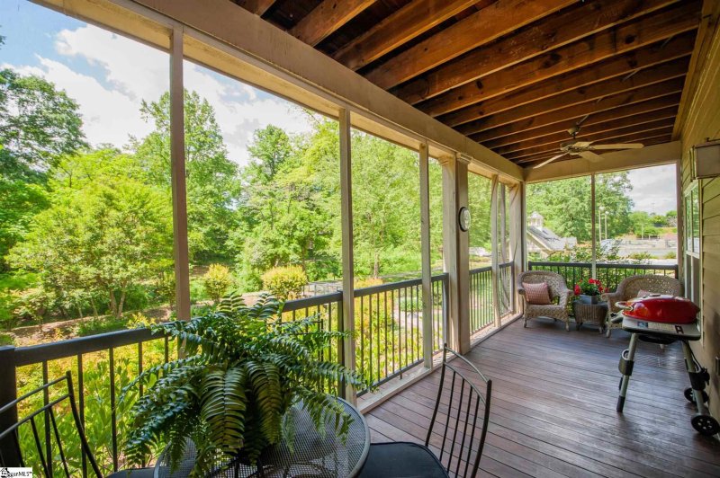 Property image 4 at 204 E Park Avenue, Greenville, SC 29601