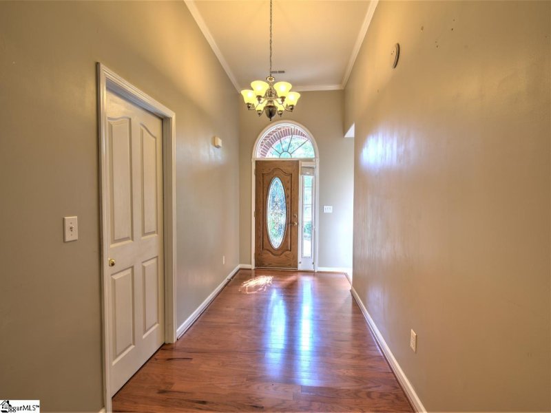 Property image 4 at 22 Slow Creek Drive, Simpsonville, SC 29681