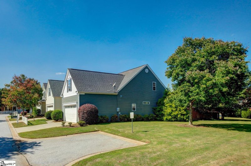 Property image 3 at 305 Scituate Court, Simpsonville, SC 29681