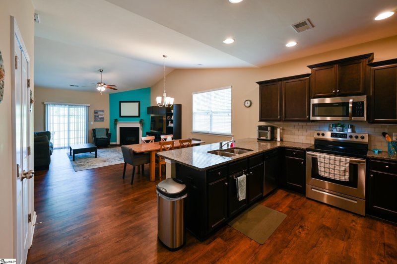 Property image 4 at 238 addlestone Circle, Fountain Inn, SC 29644