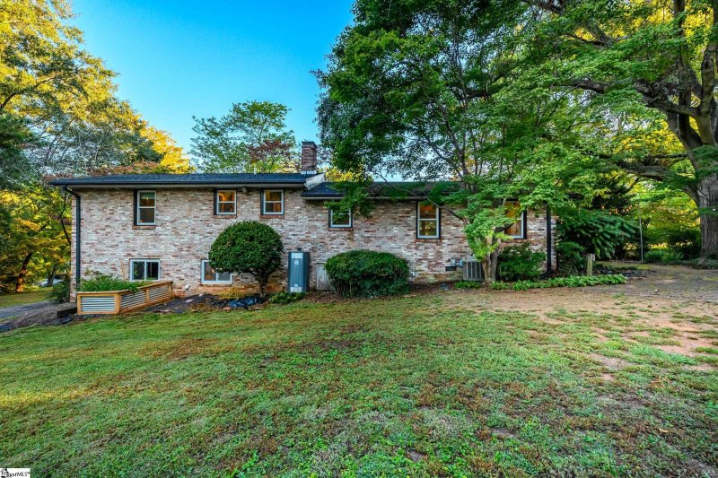 Property image 2 at 206 Drury Lane, Mauldin, SC 29662