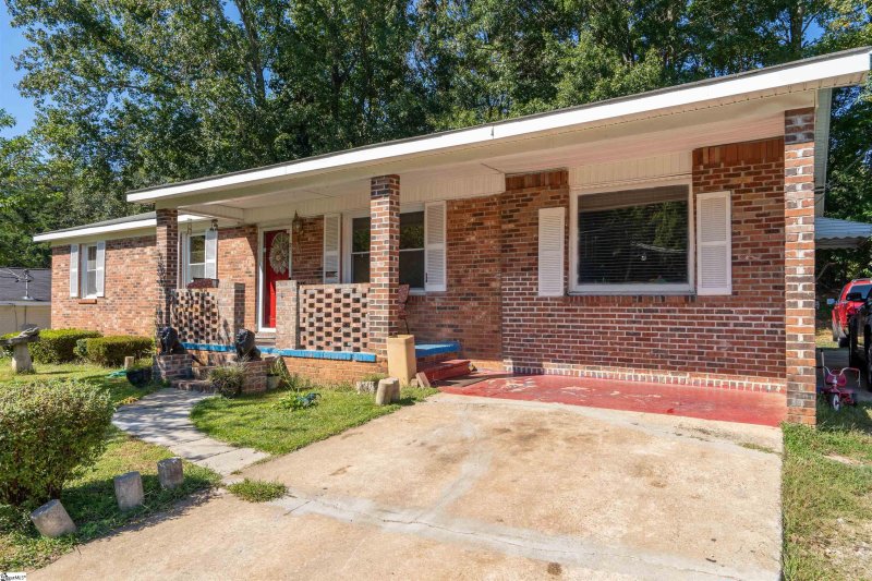 226 Bluff Drive