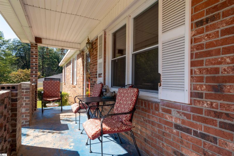 Property image 4 at 226 Bluff Drive, Greenville, SC 29605