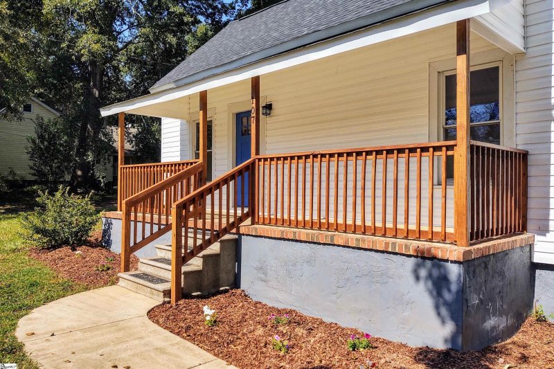 Property image 5 at 107 Turner Street, Easley, SC 29640