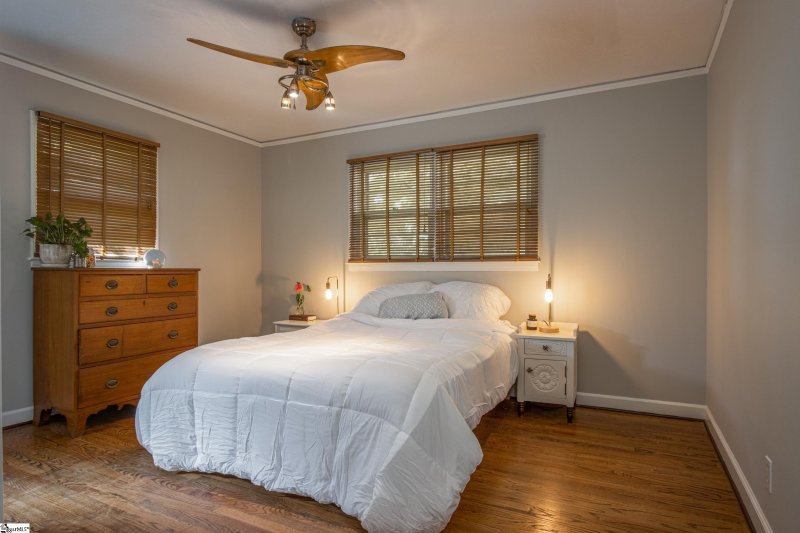 Property image 3 at 5 WOODRIDGE Drive, Greenville, SC 29611