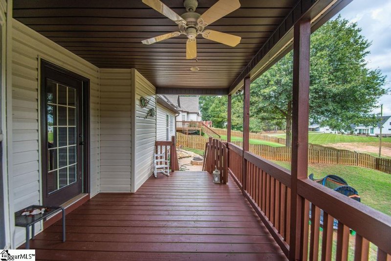 Property image 4 at 623 Secretariat Drive, Boiling Springs, SC 29316