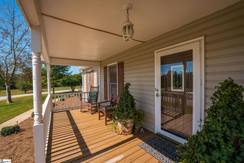 Property image 3 at 3 Gerru Court, Taylors, SC 29687-6960