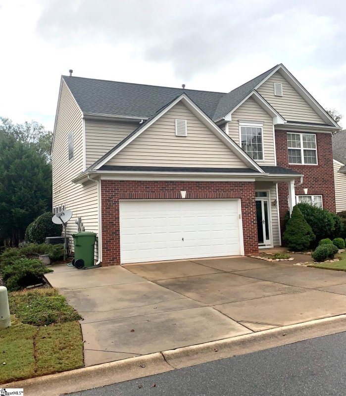 Property image 3 of 522 Laurel Meadows Parkway in Laurel Meadows, Greenville, SC 29607