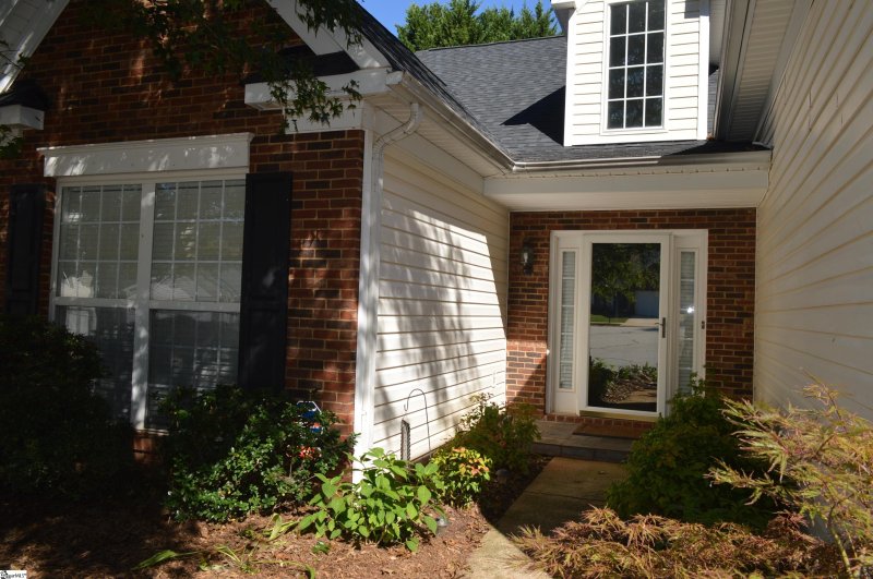 Property image 2 at 210 Durand Court, Greer, SC 29650