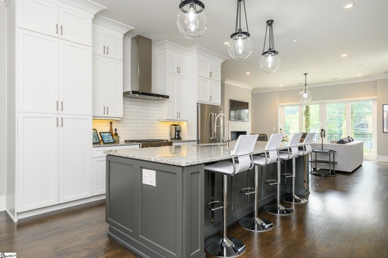 Property image 3 at 110 N Markley Street, Greenville, SC 29601