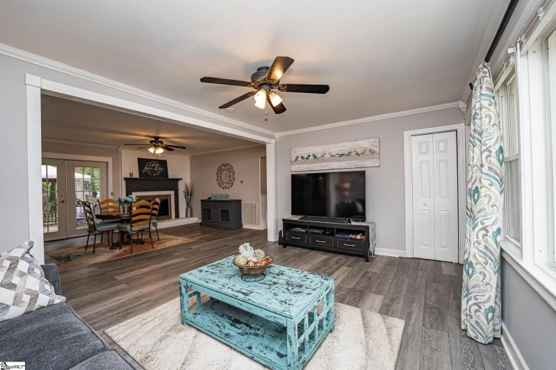 Property image 3 at 16 Tazewell Drive, Greenville, SC 29617