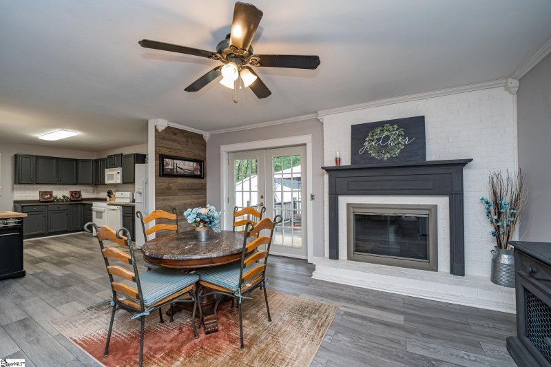 Property image 5 at 16 Tazewell Drive, Greenville, SC 29617