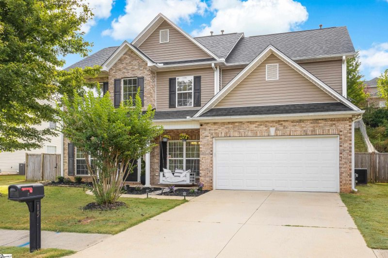 15 Echo Valley Drive