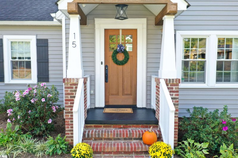 Property image 2 at 15 Harrington Avenue, Greenville, SC 29607