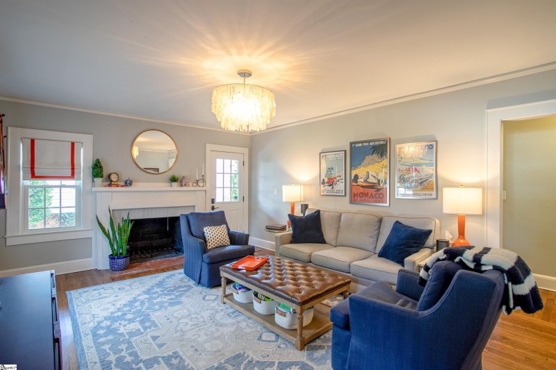 Property image 3 at 15 Harrington Avenue, Greenville, SC 29607