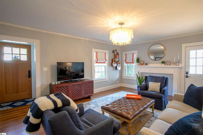 Property image 5 at 15 Harrington Avenue, Greenville, SC 29607