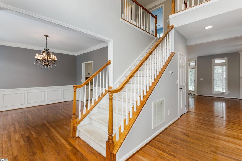 Property image 3 at 9 Willow Oak Court, Simpsonville, SC 29681