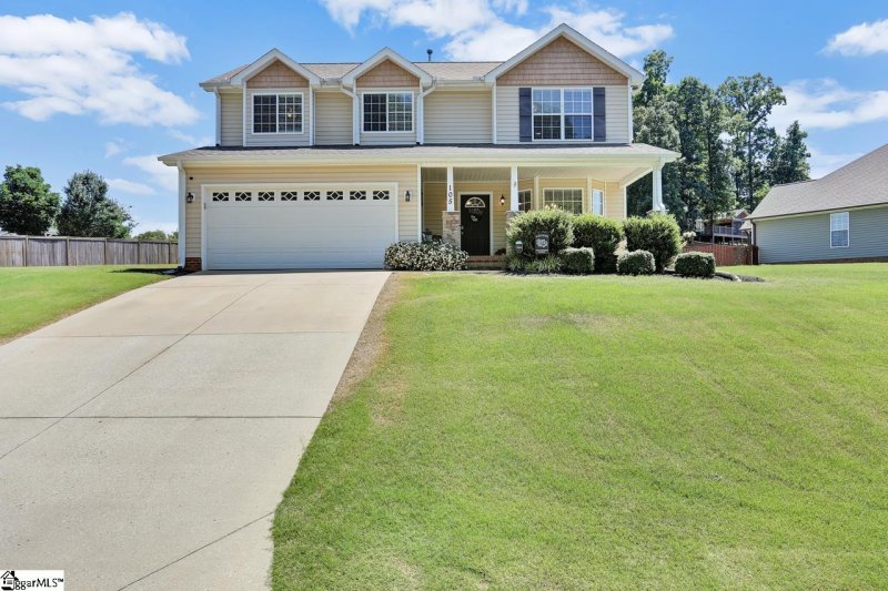 105 Watercourse Way