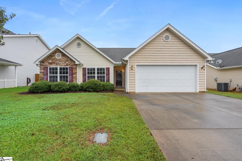 328 Rivers Edge Circle