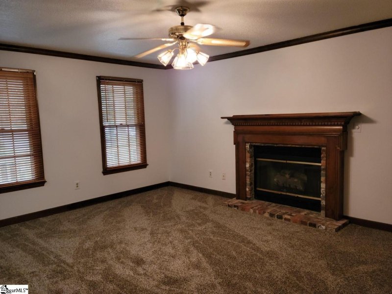 Property image 4 at 4 Elm Court, Spartanburg, SC 29301