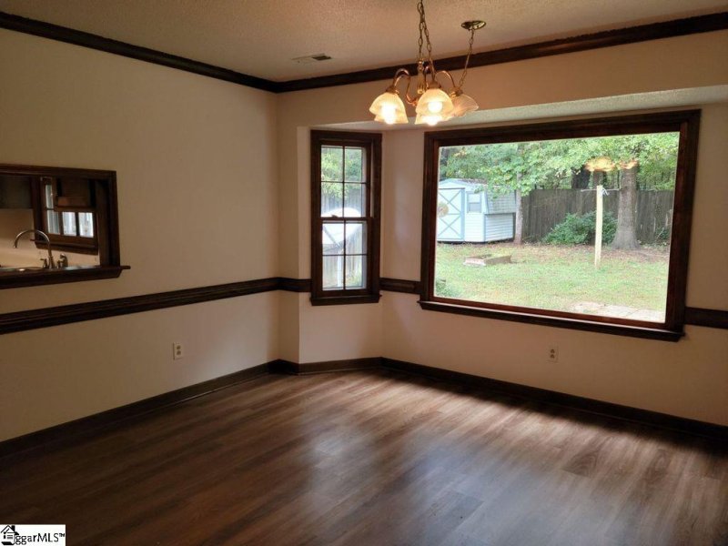 Property image 5 at 4 Elm Court, Spartanburg, SC 29301